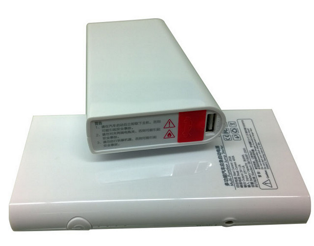 水晶汽车应急启动电源 12V