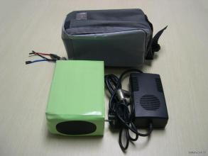 电池配套充电器